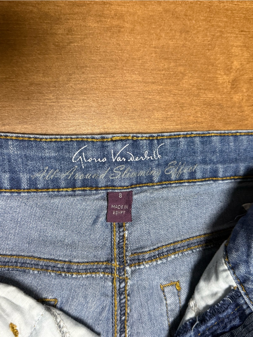 Gloria Vanderbilt Light Wash Denim Jeans with Signature Waistband